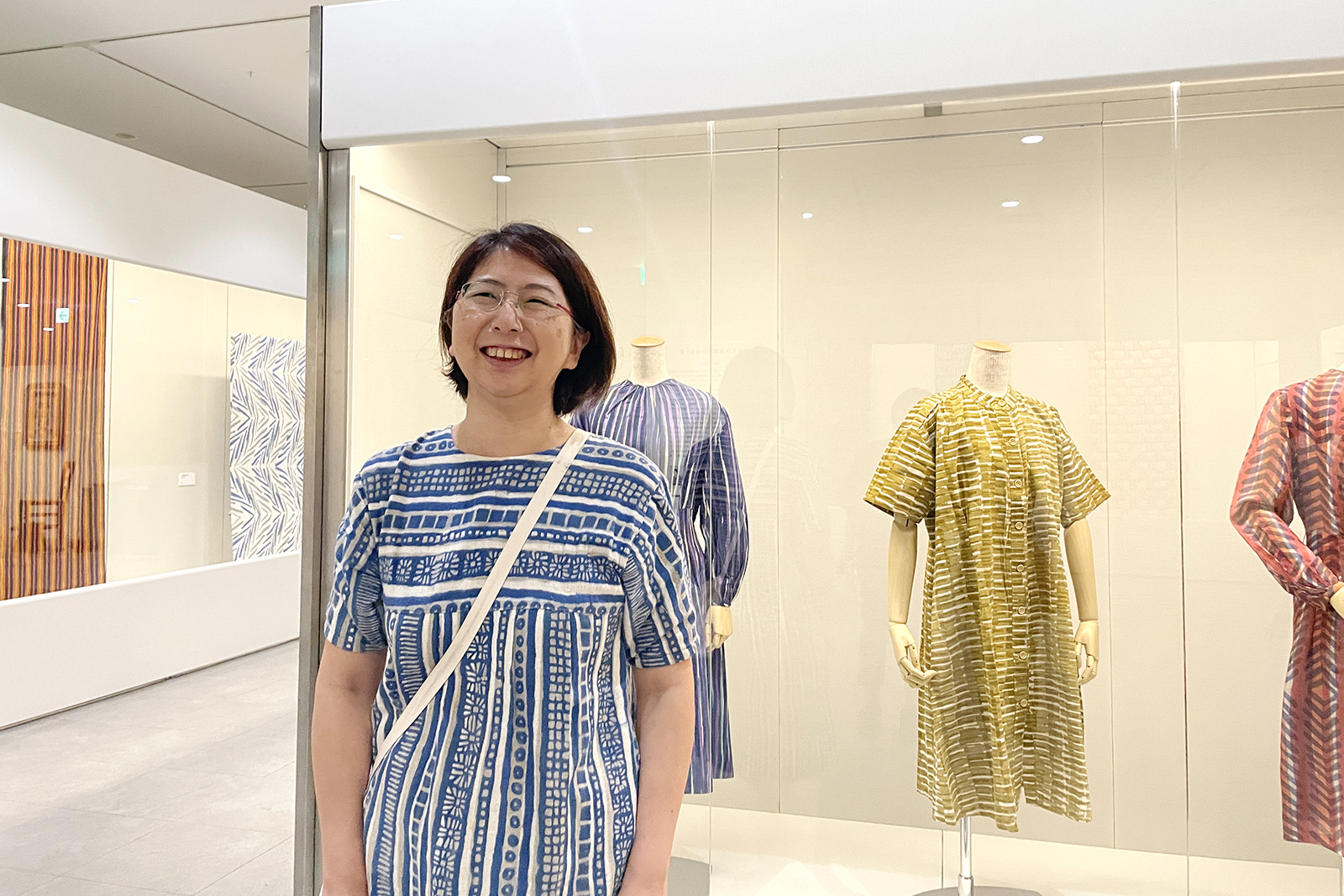 柚木の孫で、広報や仕事のサポートを行う丸山祐子氏
