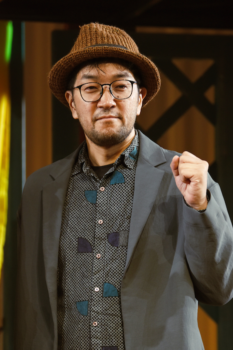 演出のウォーリー木下