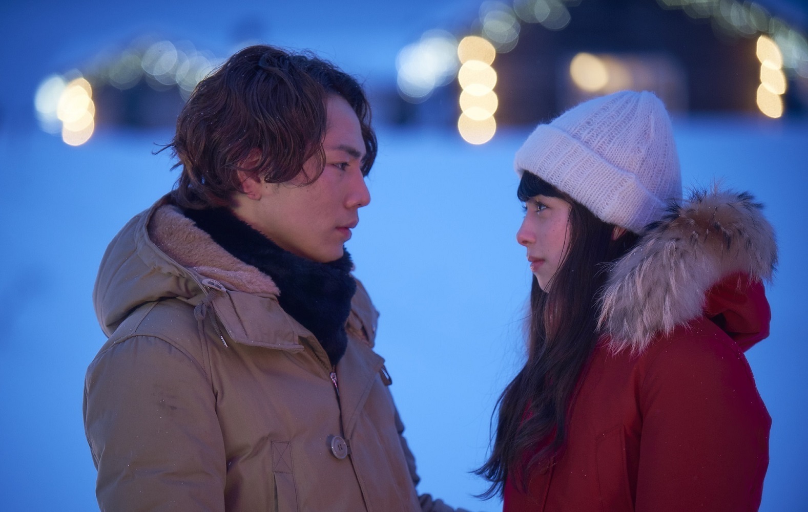『雪の華』より （C）2019映画「雪の華」製作委員会