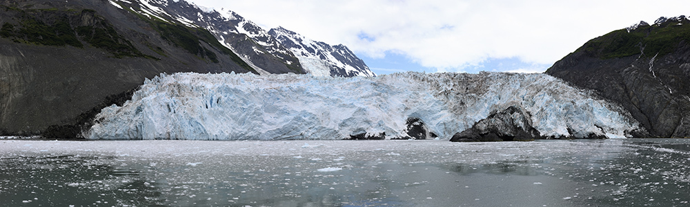 Surprise Glacier (2016) 1500x5000(mm) ©Gentaro Ishizuka