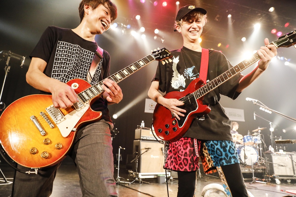 ASIAN KUNG-FU GENERATION Photo by HAJIME KAMIIISAKA