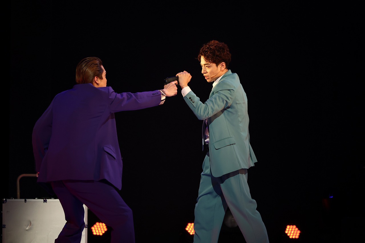 NIKKATSU×LEGENDSTAGE CINEMATIC STAGE『東京流れ者』舞台写真 　　　　　　　　(C)舞台「東京流れ者」製作委員会