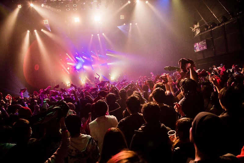 ミオヤマザキ　『ミオヤマザキ　ワンマンスレTOUR 2016「Seven Pistols」』2016年12月10日 赤坂BLITZ