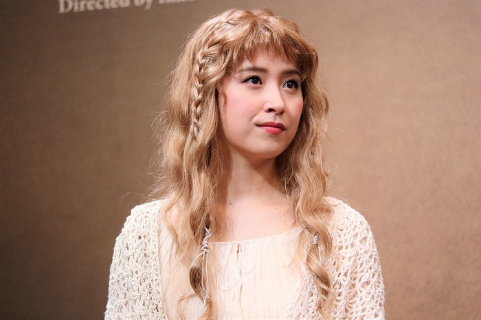 衛藤美彩