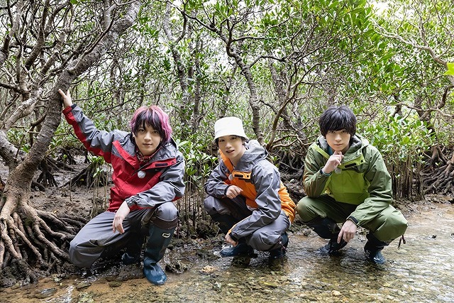 （左から）廣野凌大、植田圭輔、荒牧慶彦               　　（C)フジテレビ
