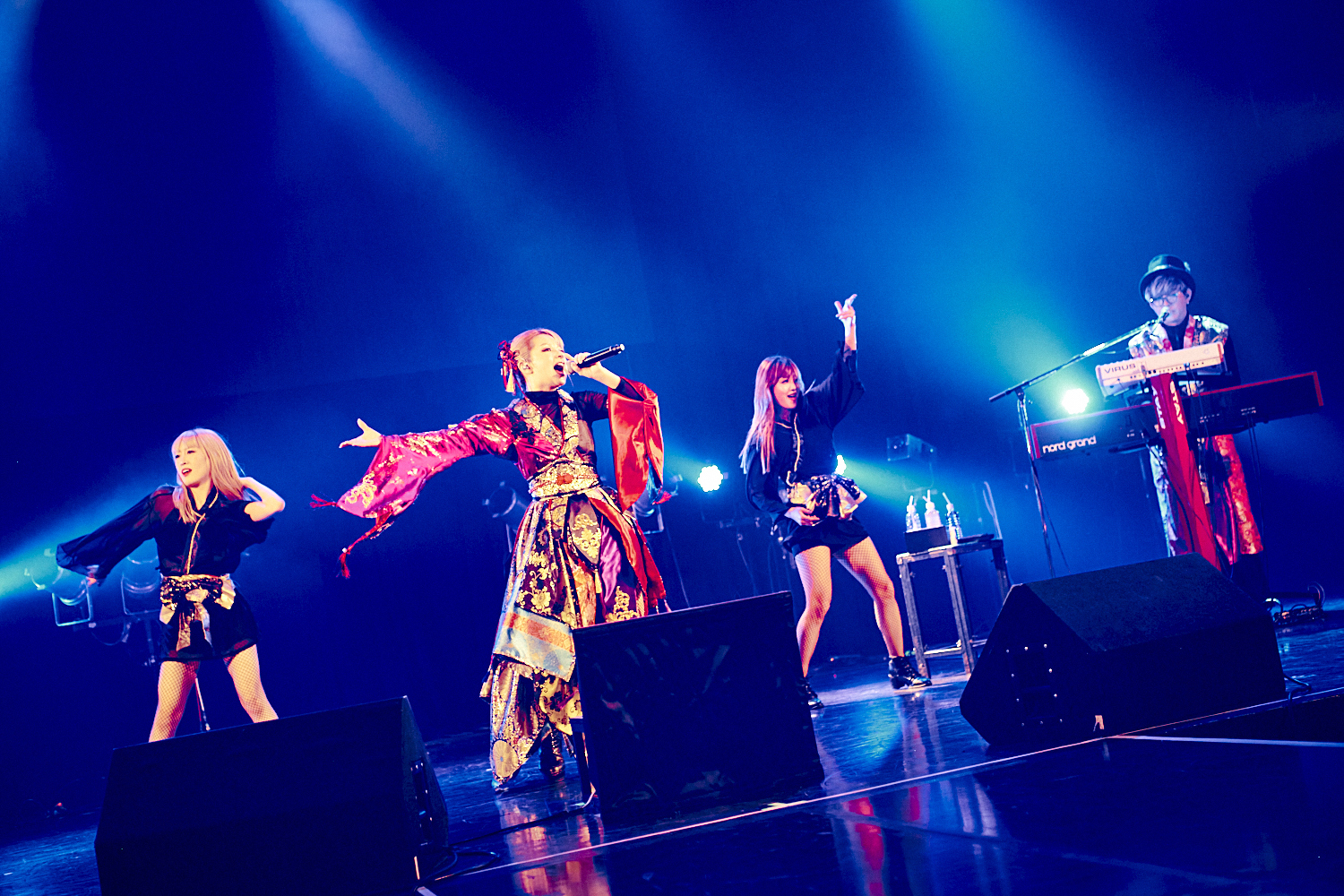 GARNiDELiA