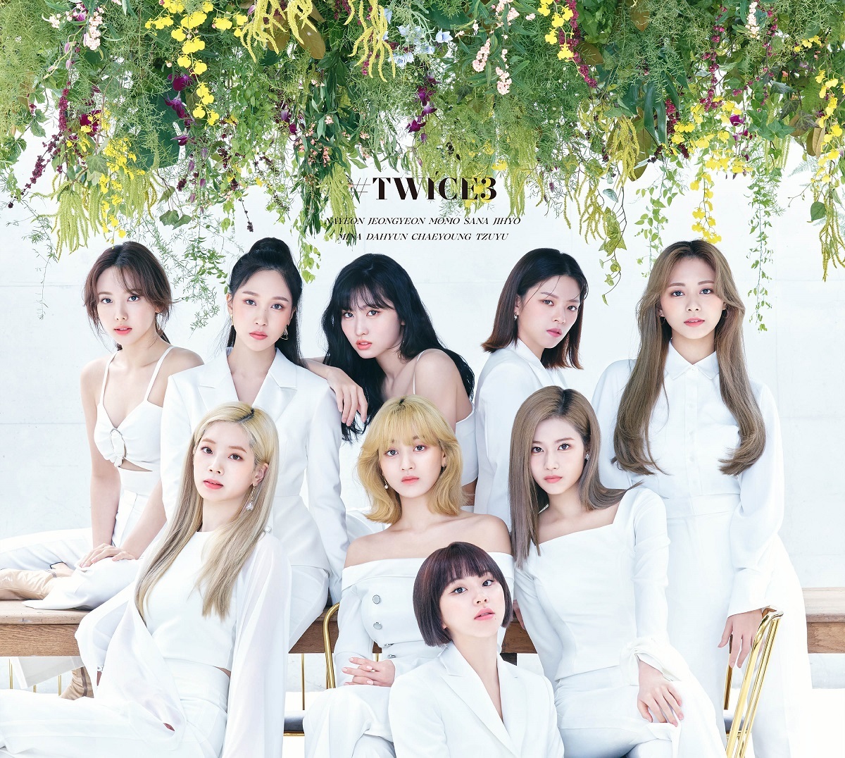 TWICE、ベストアルバム第三弾『#TWICE3』から「MORE & MORE -Japanese