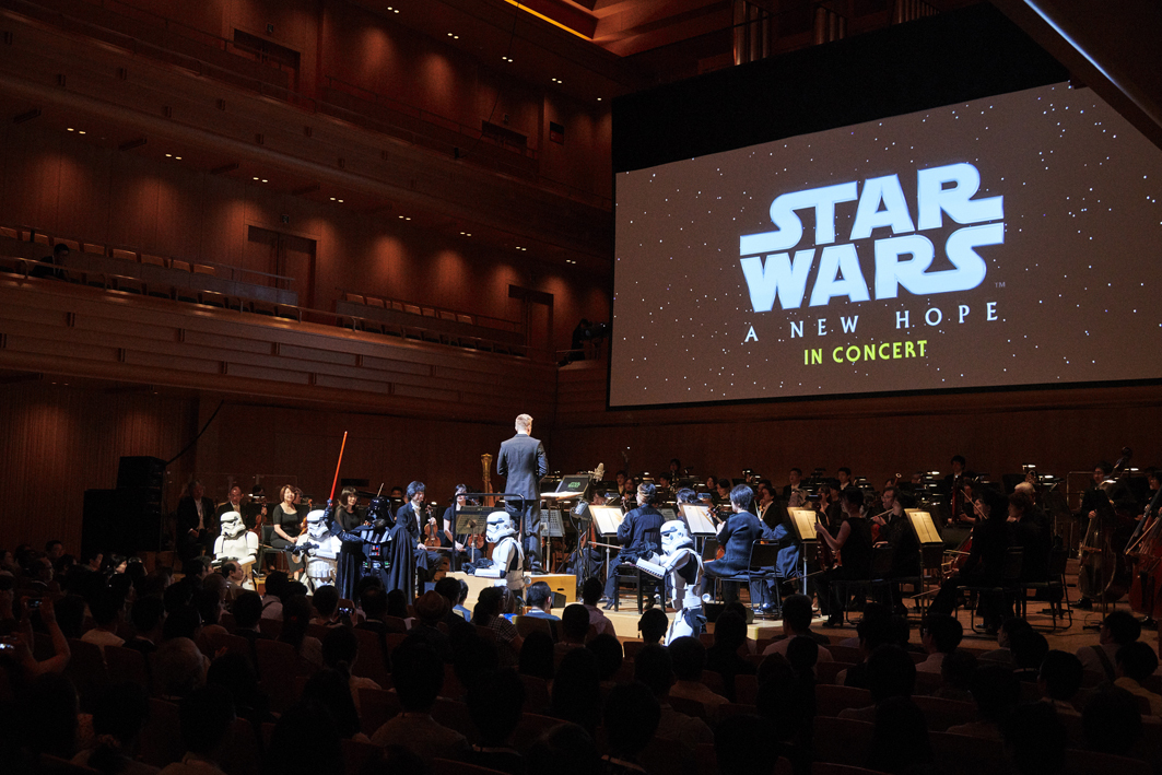 Presentation licensed by DISNEY CONCERTS in association with 20th  Century Fox, Lucasfilm and Warner/Chappell Music.   （C） 2018 & TM LUCASFILM LTD. ALL RIGHTS RESERVED （C） DISNEY PHOTO:星野麻美