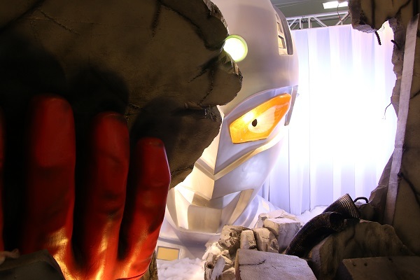 『超・体・感ウルトラマンフェスティバル2015』展示の様子