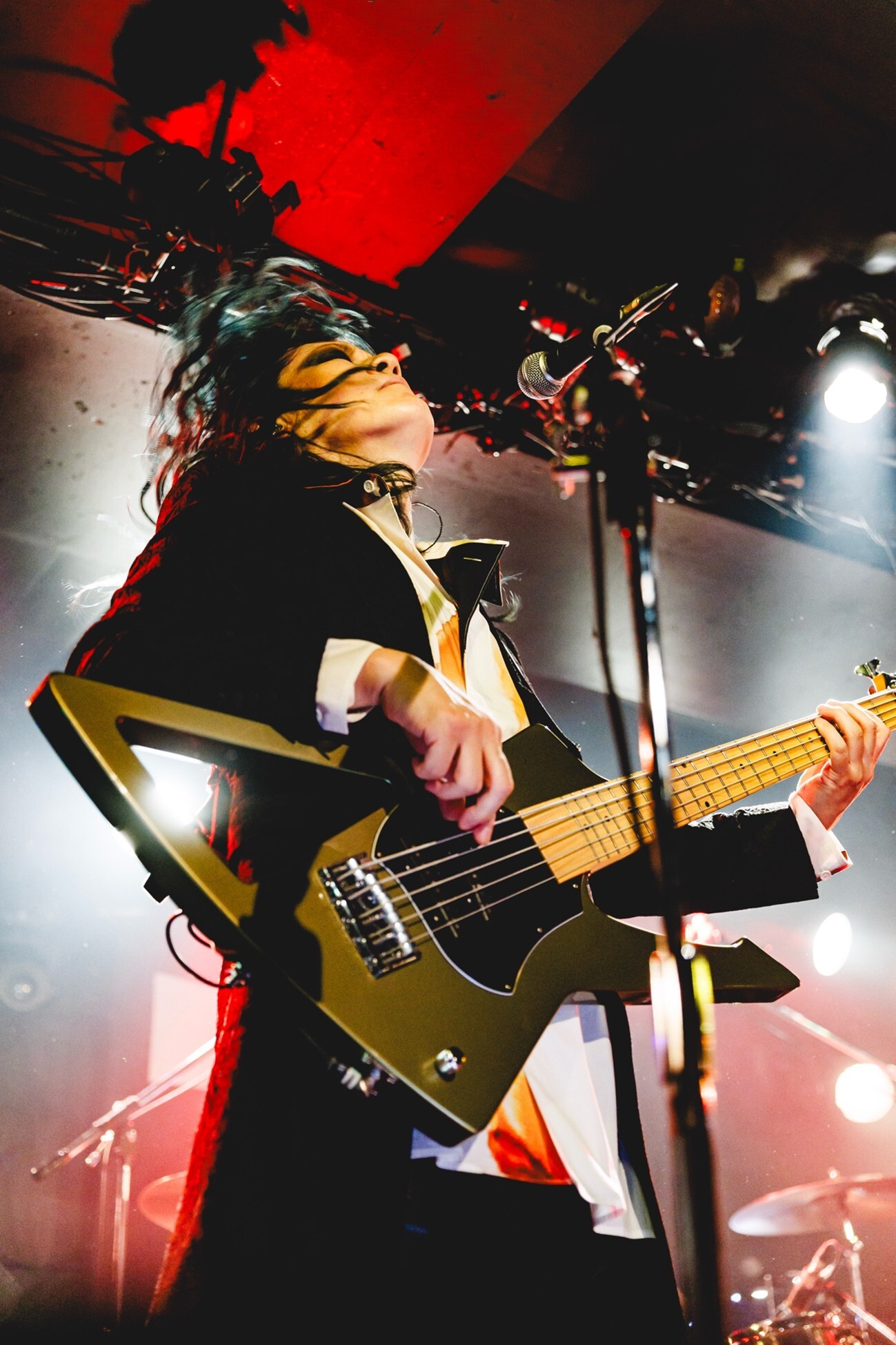 村井研次郎（Ba）