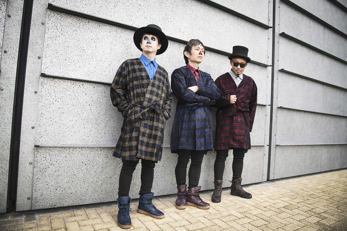 H ZETTRIO