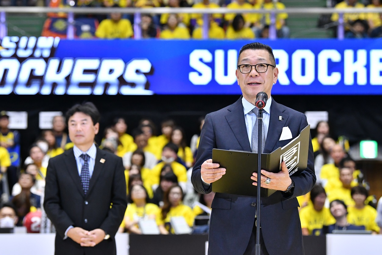 大河正明チェアマンは「試合会場でのエンターテインメントにも注目してほしい」とあいさつ (C)B.LEAGUE