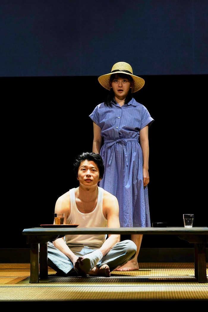 世田谷パブリックシアター『夏の砂の上』（撮影：細野晋司）
