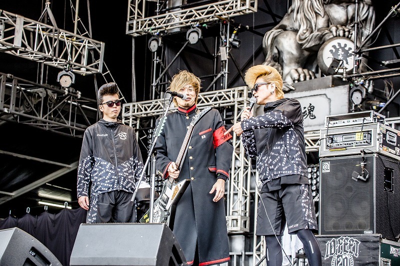 10-FEET 撮影＝青木カズロー