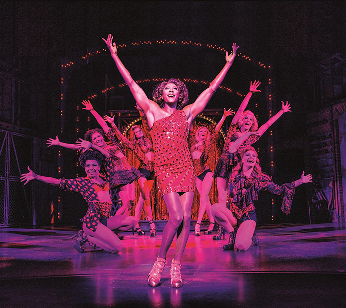 ブロードウェイ版「Kinky Boots」舞台写真