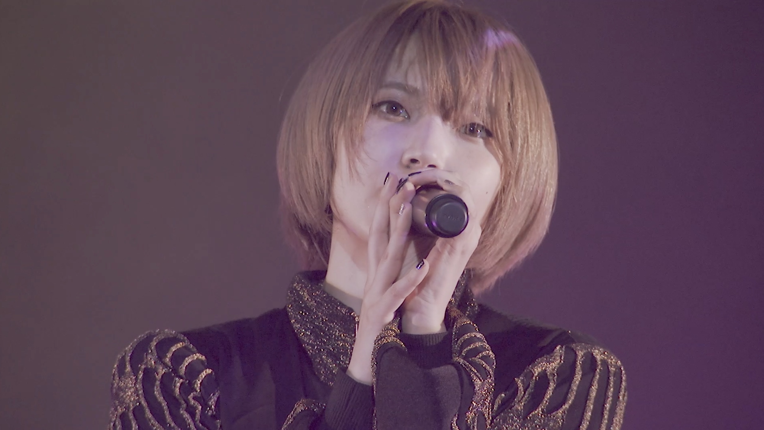 『EMPiRE BREAKS THROUGH the LiMiT LiVE』より