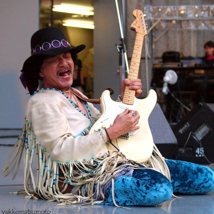 JIMISEN as JIMI HENDRIX