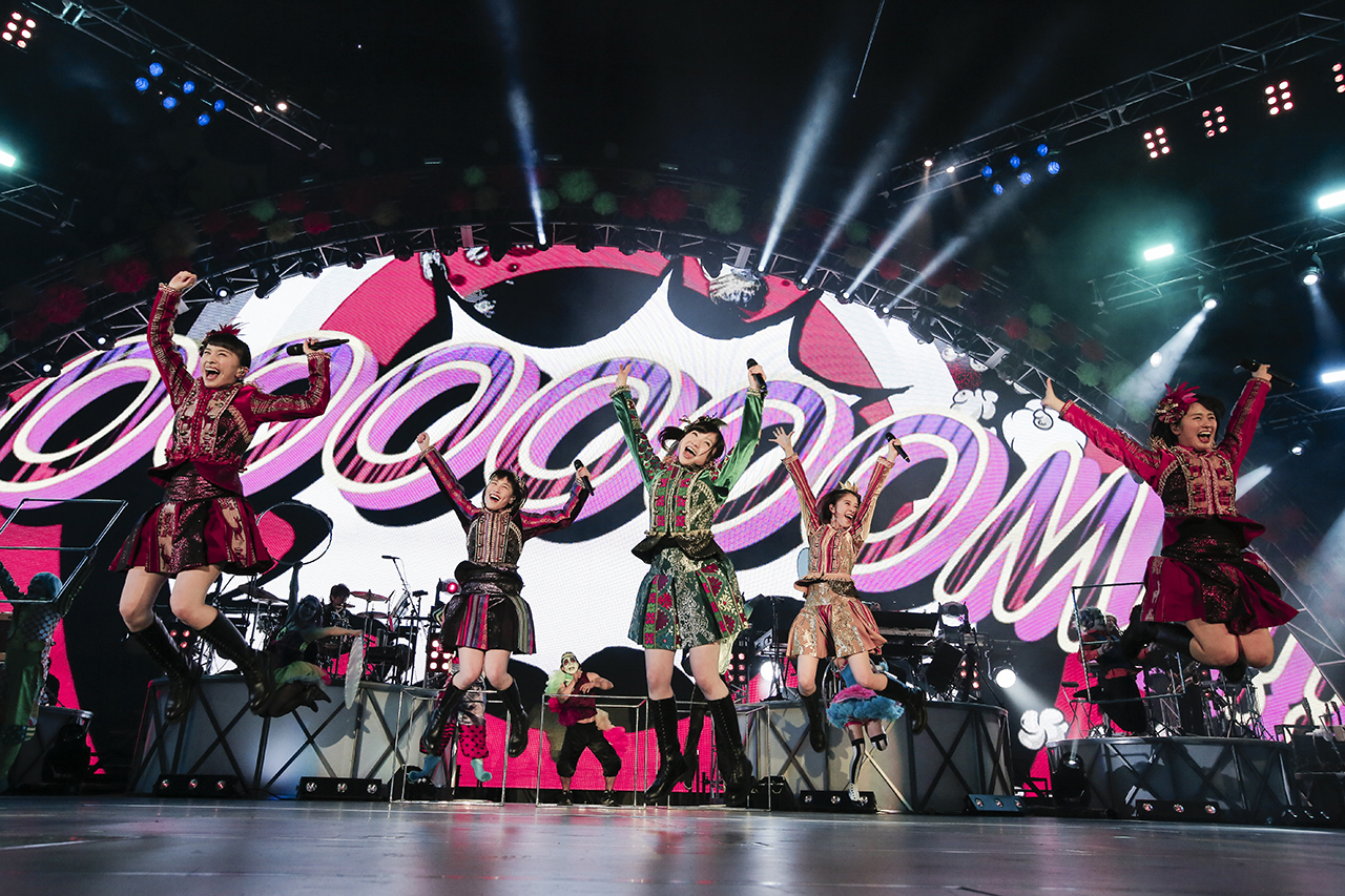 ももいろクローバーZ 　Photo by HAJIME KAMIIISAKA+Z