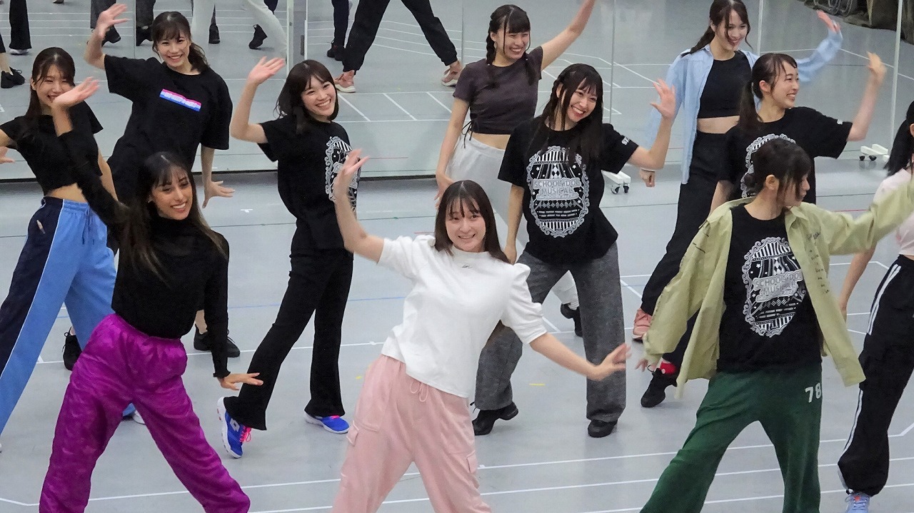 『スクールアイドルミュージカル』稽古場の写真 　　　　(C)プロジェクトラブライブ！スクールアイドルミュージカル