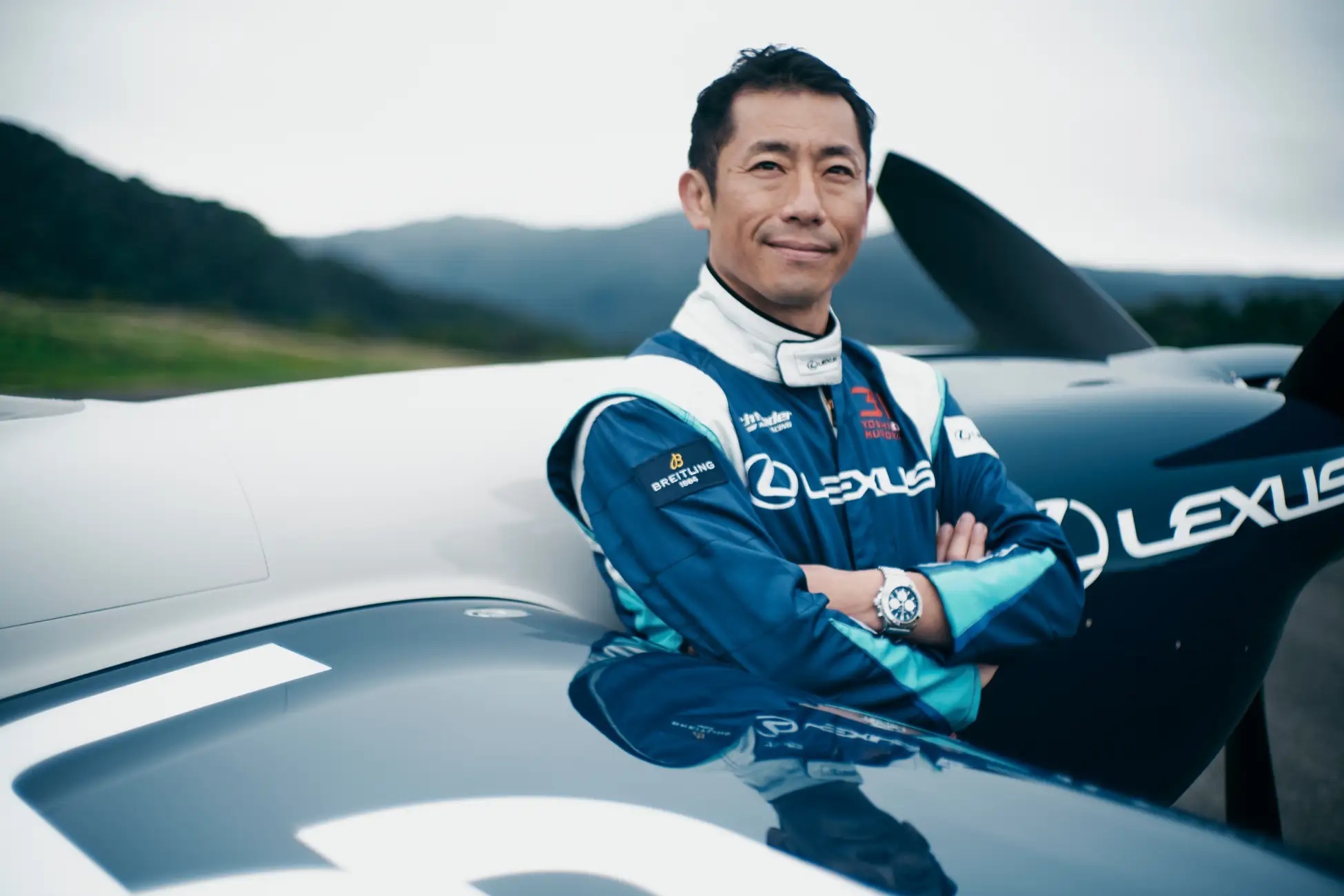 空のブレイキンに挑戦する室屋義秀選手 (c)LEXUS PATHFINDER AIR RACING Yusuke Kashiwazaki