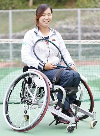 車いす女子テニス国内ランキング3位の大谷桃子