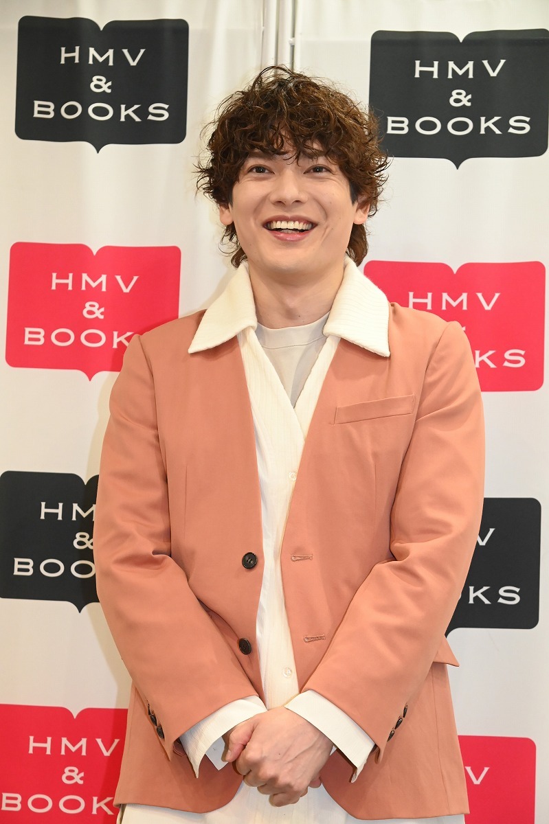 崎山つばさ料理本「つばさ食堂」(東京ニュース通信社刊)