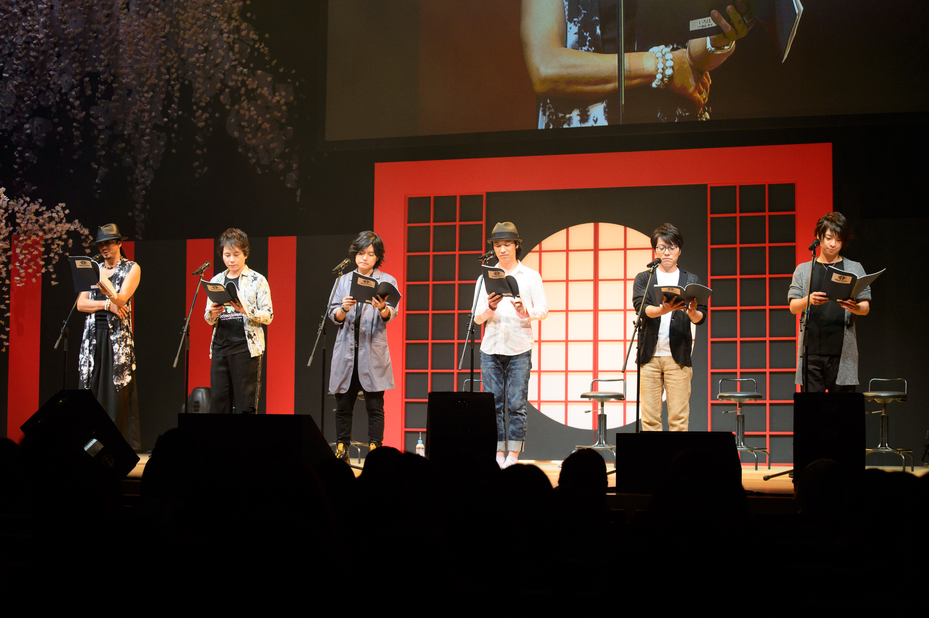 『男遊郭 ～夏の宵の花吹雪～』イベントのようす （Ｃ）2015 D3 PUBLISER