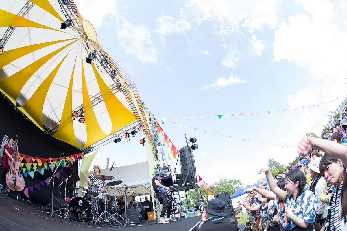 H ZETTRIO 撮影＝三浦麻旅子