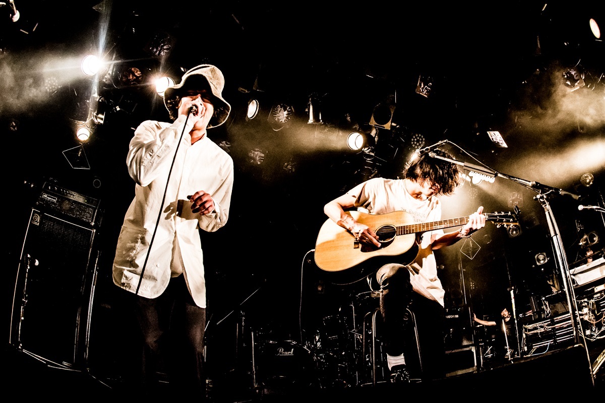GOOD ON THE REEL・千野隆尋 / LAMP IN TERREN・松本大 (c)浜野カズシ