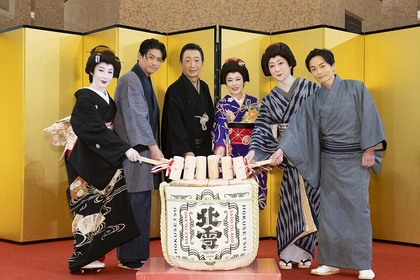 丘みどり初主演舞台『おちか奮闘記』開幕　コメント＆舞台写真が到着