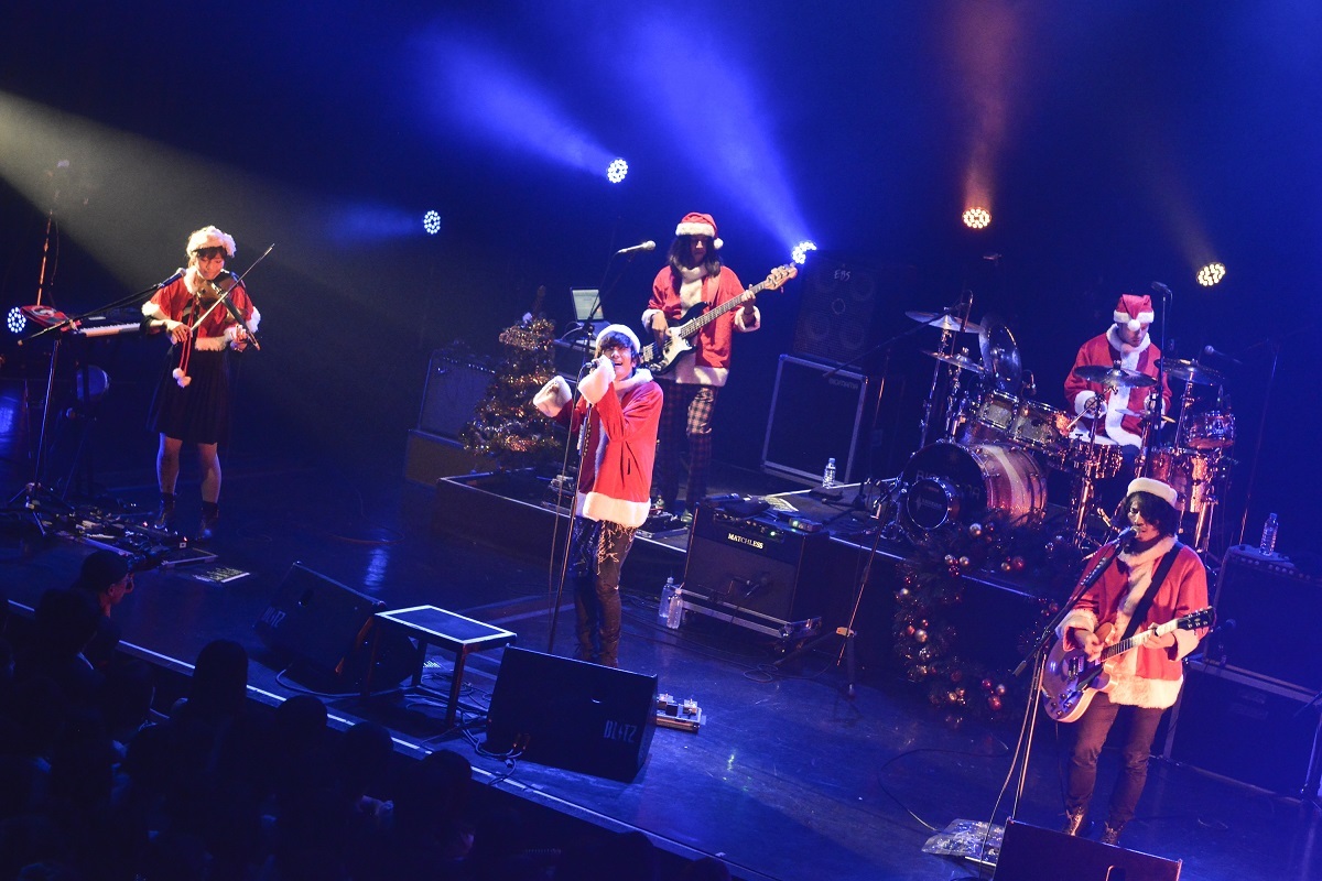 ロックバンド流のクリスマスライブ は昼夜2公演 全44曲 Bigmamaのxmasライブを完全レポート Spice エンタメ特化型情報メディア スパイス