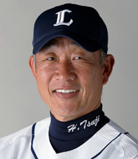 22年ぶりにライオンズのユニフォームに袖を通した辻監督。見事Aクラス入りを果たし、次なる目標はパ・リーグ優勝。まずはファーストステージを勝ち抜くことを誓った