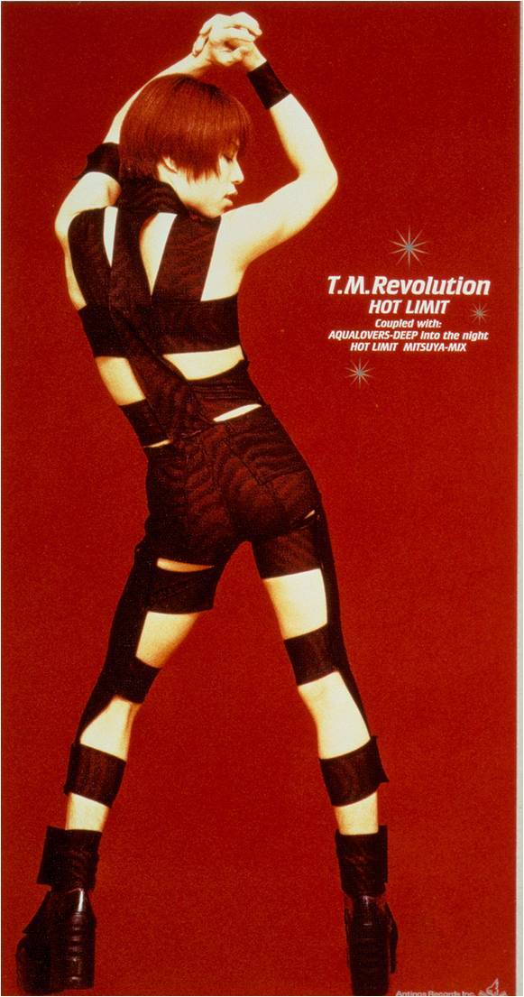 T.M.Revolution ベスト盤に本人裁断「HOT LIMITスーツ」の一部を封入 