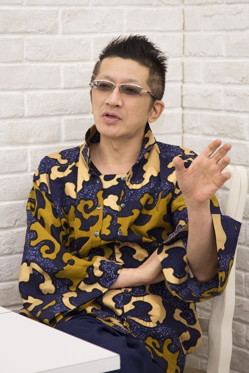 石田泰尚