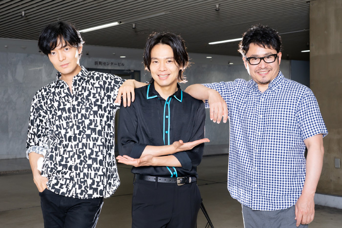 左から　上口耕平、中川晃教、坂元健児