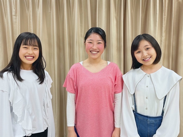 （左から：安ここな、宮城弥榮、三浦涼音）