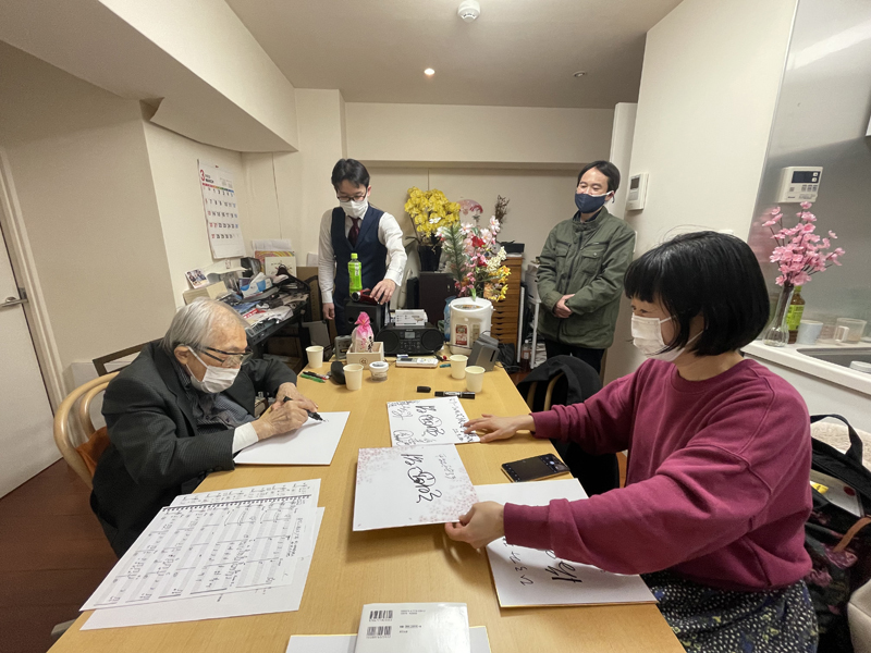 渡辺宙明先生の作曲指導中