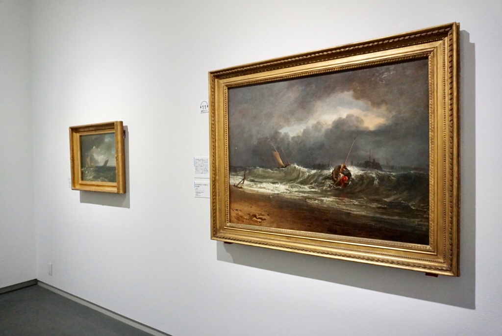右：《風下側の海辺にいる漁師たち、時化模様》 1802年展示　油彩・カンヴァス サウサンプトン・シティ・アート・ギャラリー