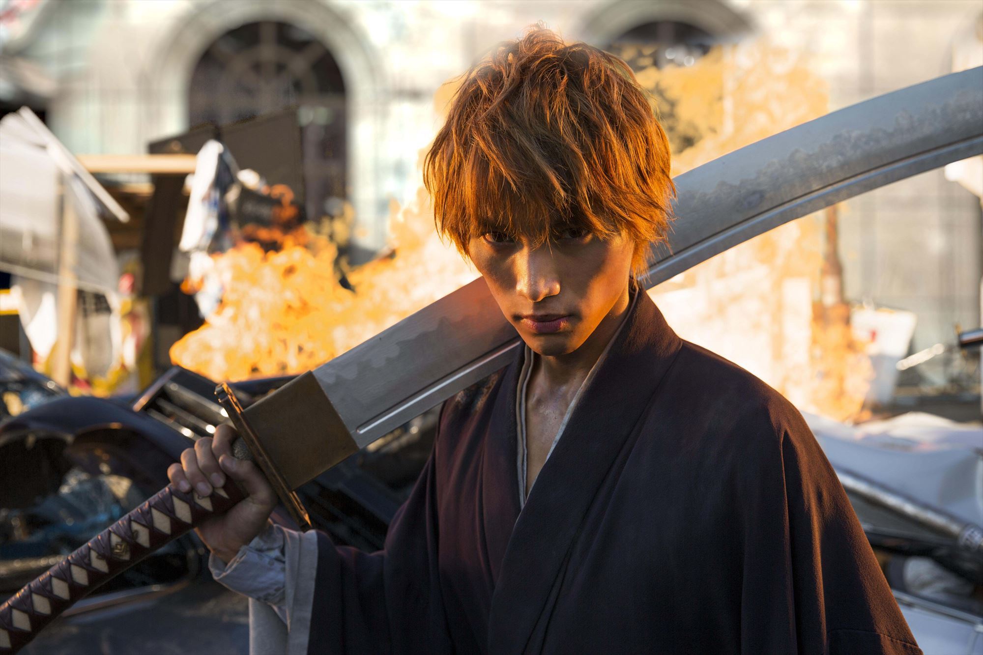 実写映画 Bleach 黒崎一護 朽木ルキア 石田雨竜のキャラクターpvを解禁 吉沢亮が左右両構えで弓矢を使いこなす姿も Spice エンタメ特化型情報メディア スパイス