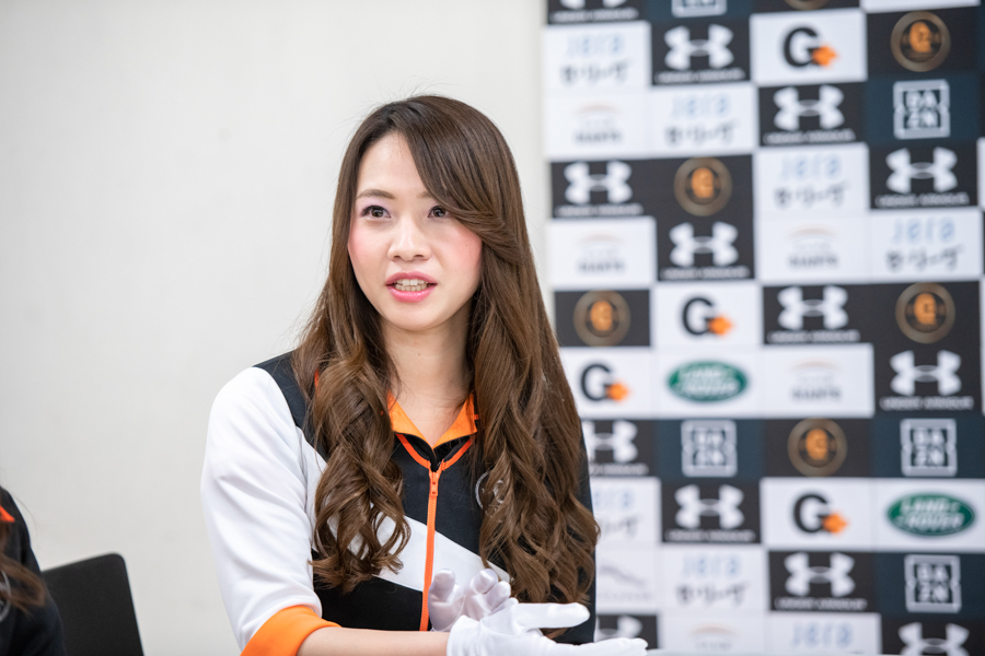 チームワークを一番に掲げて、メンバーが輝ける場所を作りたいと話してくれたリーダー・山田ありささん