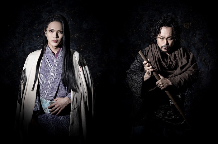 （左から）加藤大悟 (真嶌千蛇)、安田桃太郎 (座頭の來) (C)2022 movie-st   