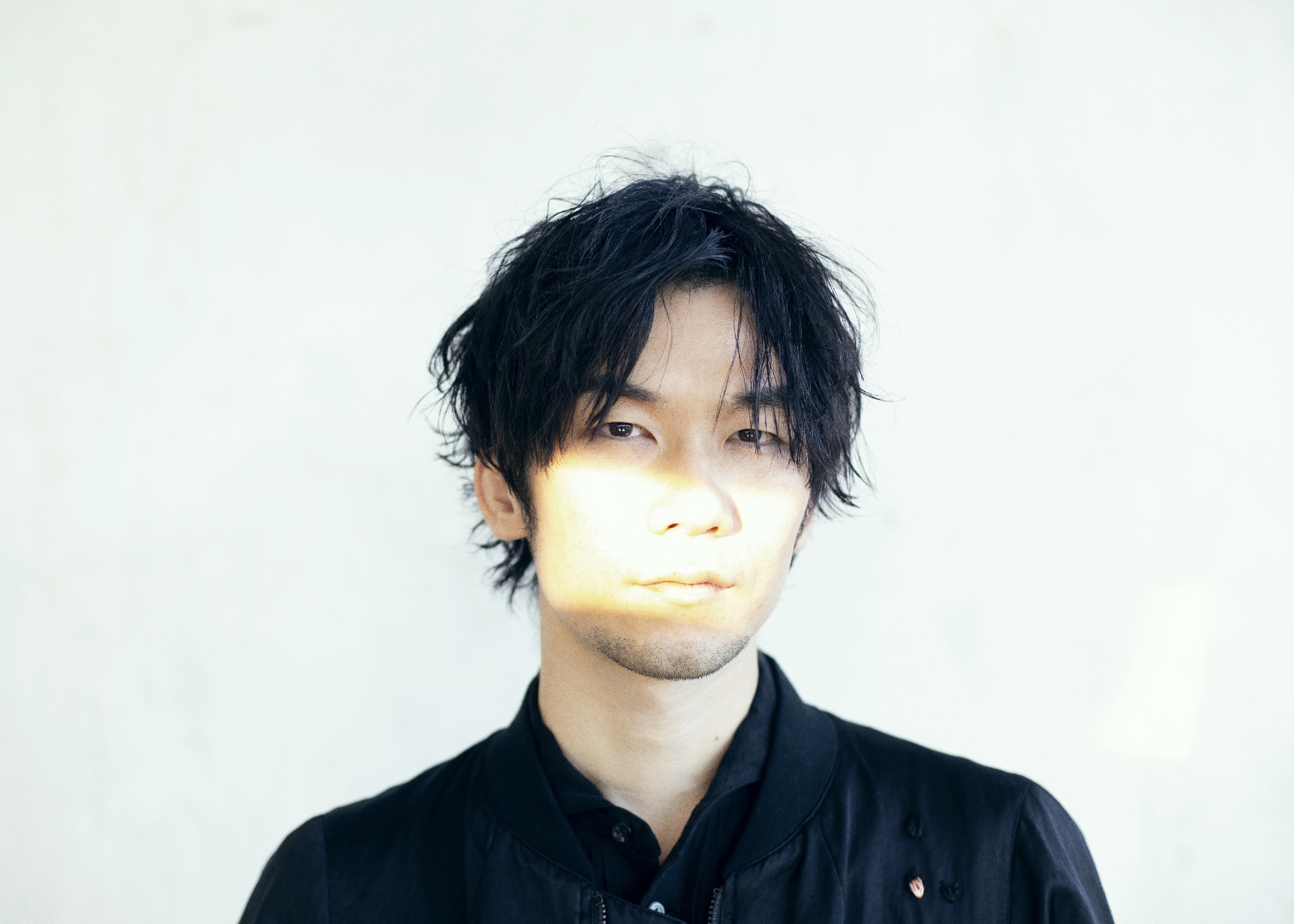 TK from 凛として時雨、新曲「copy light」ミュージックビデオに又吉