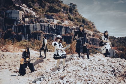 BAND-MAID、2023年米国フェス出演3本目が決定　大型野外ロックフェス『POINTFEST 2023』へ初出演