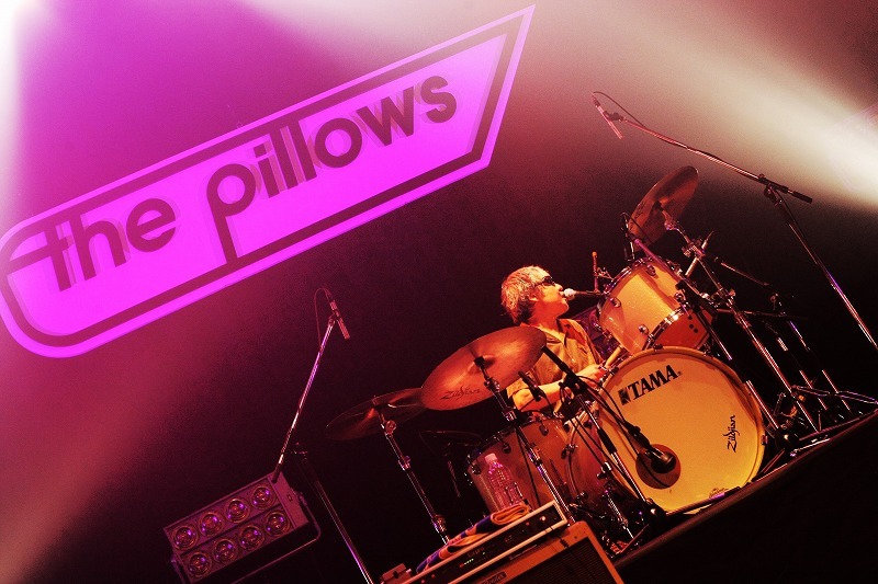 the pillows 撮影＝岩佐篤樹