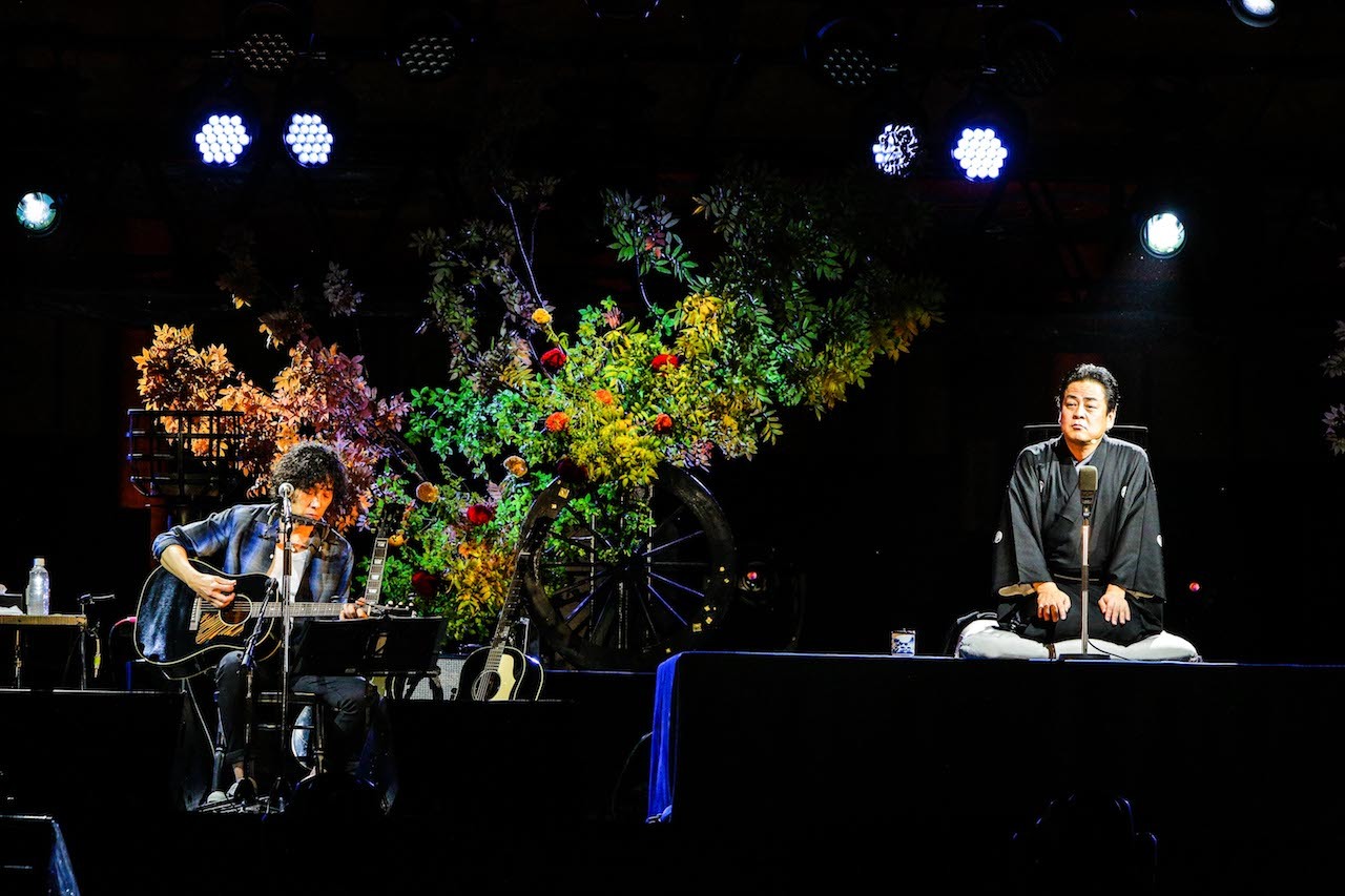 斉藤和義と立川談春が京都 平安神宮でコラボ ーー3500人が音楽と落語の融合に酔いしれる Spice エンタメ特化型情報メディア スパイス