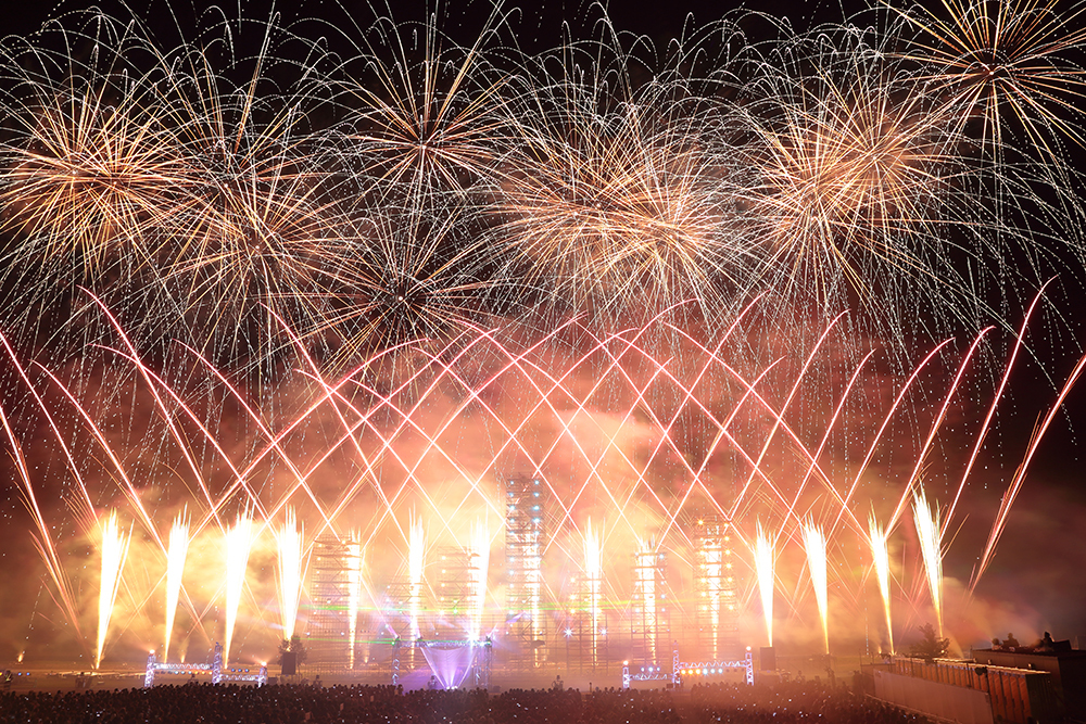 花火大会特集】最新技術を駆使したステージが観客を魅了する 北海道