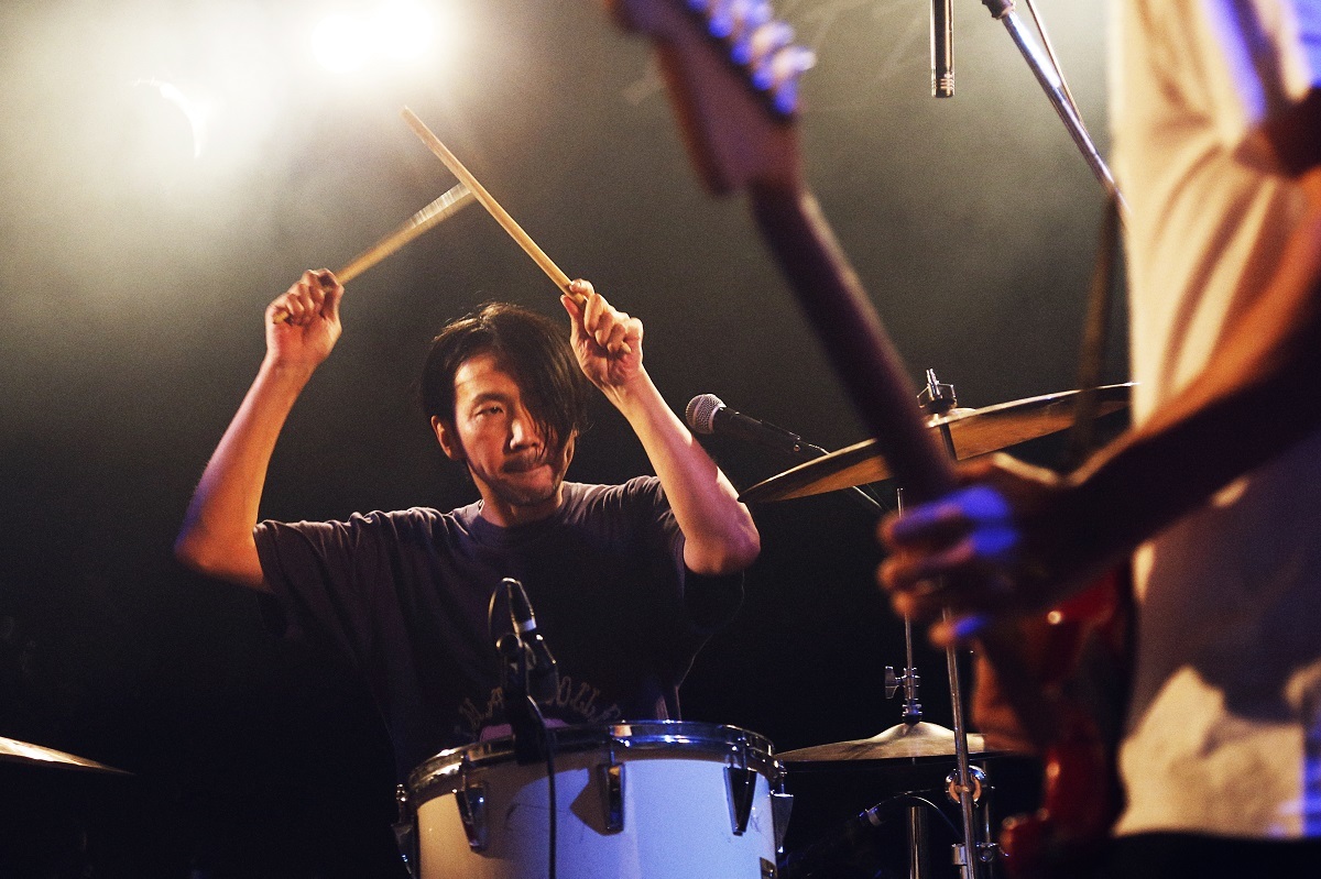 MO'SOME TONEBENDER 撮影＝岡田貴之