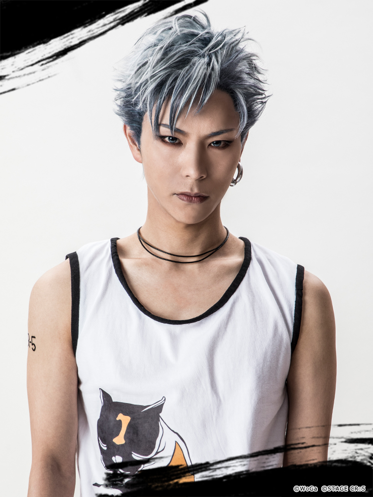 イヴァン・フィオーレ役 佐藤慎亮 (C)WoGa (C)STAGE CR:5