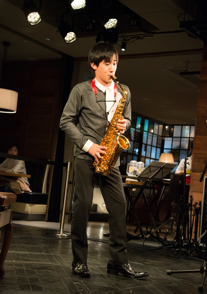 上野耕平(うえの　こうへい） Saxophone　 撮影：平田貴章