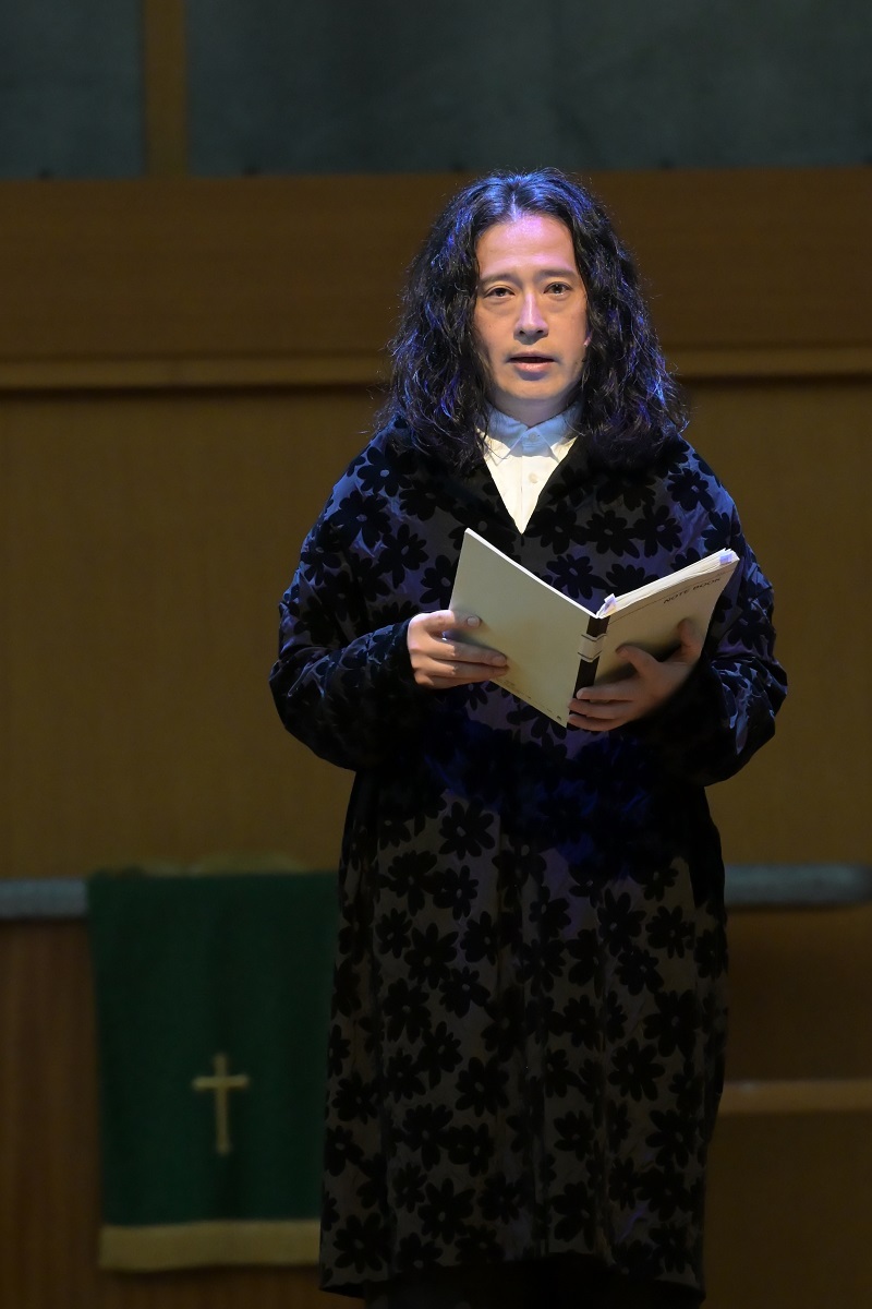 又吉直樹 　　　　　　(C)AOI Pro.